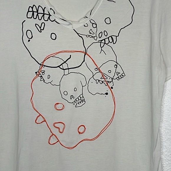 Neil Barrett Skull White Embroidered V Neck T Shirt Size Medium - Picture 2 of 7